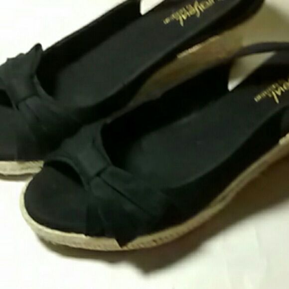 Natural Soul by Naturalizer Black Wedges - Picture 1 of 7